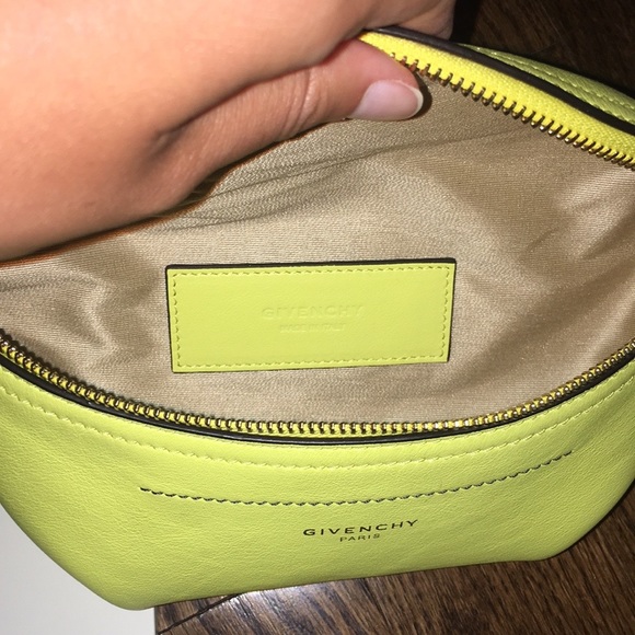 Givenchy belt bag - Picture 3 of 5